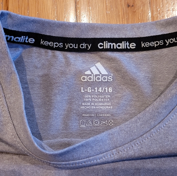 Adidas Short Sleeve Boys Graphic Football T-Shirt Large (14-16) Grey Climalite. - Picture 6 of 8